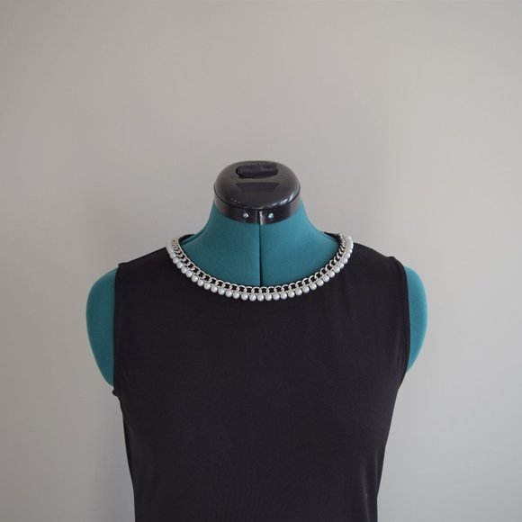 Black Tank Top Pearl Neckline Embellished Chain - Picture 2 of 7